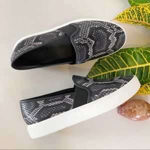 VINCE Blair Snakeskin Embossed Leather Sneakers